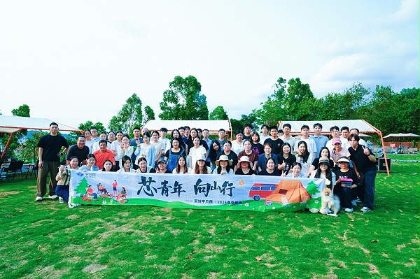 12183161999953434447